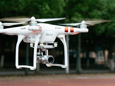 Elektronisk kontrol og motortest af fly i lav-højde